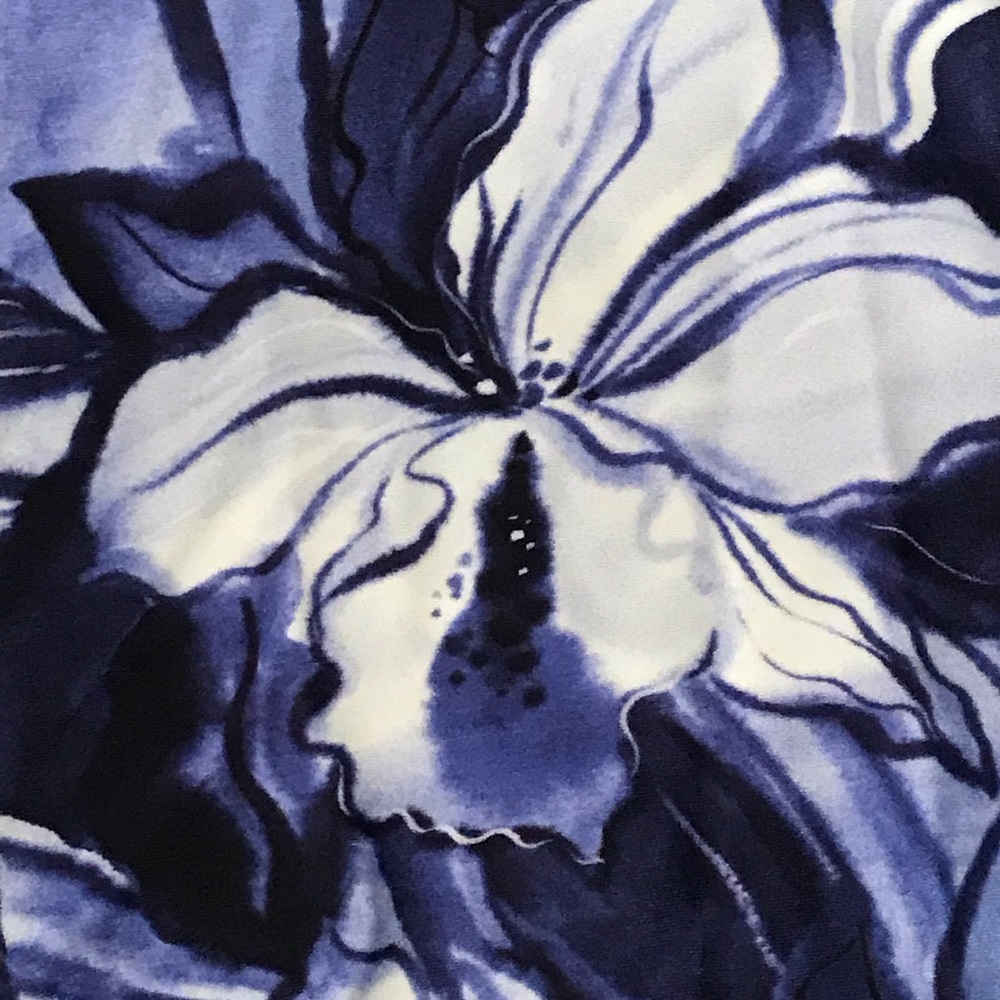Relativity Blue & White Floral Swimwear NWT 14 - Picture 5 of 8